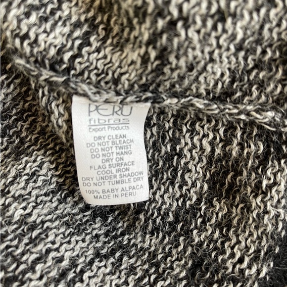 Baby Alpaca Belted Peru Cardigan Sweater Black White Size S - Picture 10 of 10